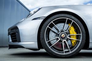 Porsche 911 Turbo S 2020 года  (UK)